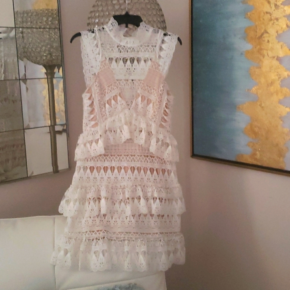 Luxxel lace White& nude dress size S